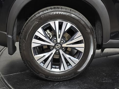 Used 2021 Nissan Rogue SV FWD image 29