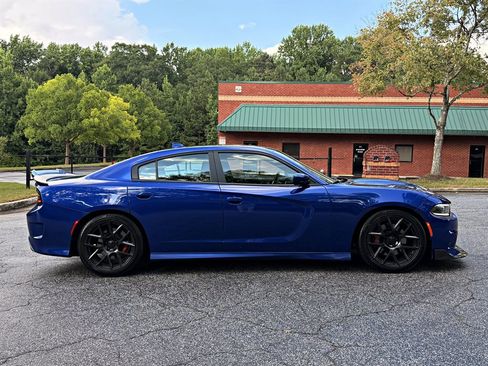 Used 2018 Dodge Charger R/T Scat Pack RWD image 4