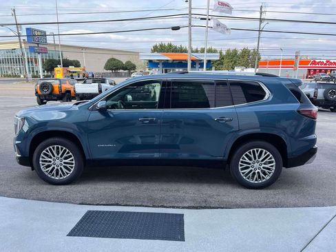 New 2026 GMC Acadia Denali w/ Super Cruise Package image 6