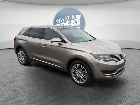 Used 2018 Lincoln MKX Reserve w/ Lincoln MKX Climate Package image 1