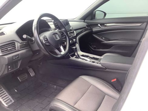 Certified 2022 Honda Accord Sport image 3