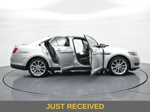 Certified 2019 Ford Taurus Limited AWD/4WD image 21