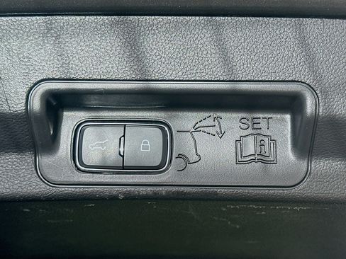 Used 2025 Ford Explorer Platinum w/ LUX Leather Package image 33