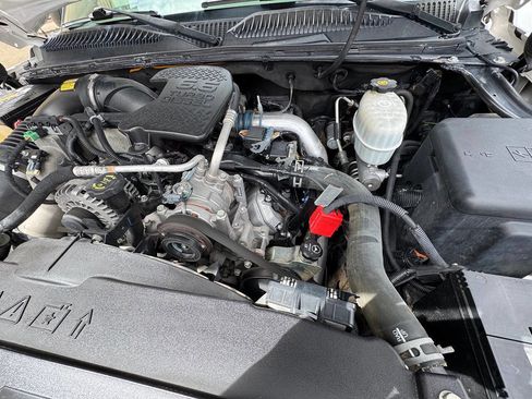 Used 2007 Chevrolet Silverado 2500 W/T w/ Heavy-Duty Power Package RWD image 32