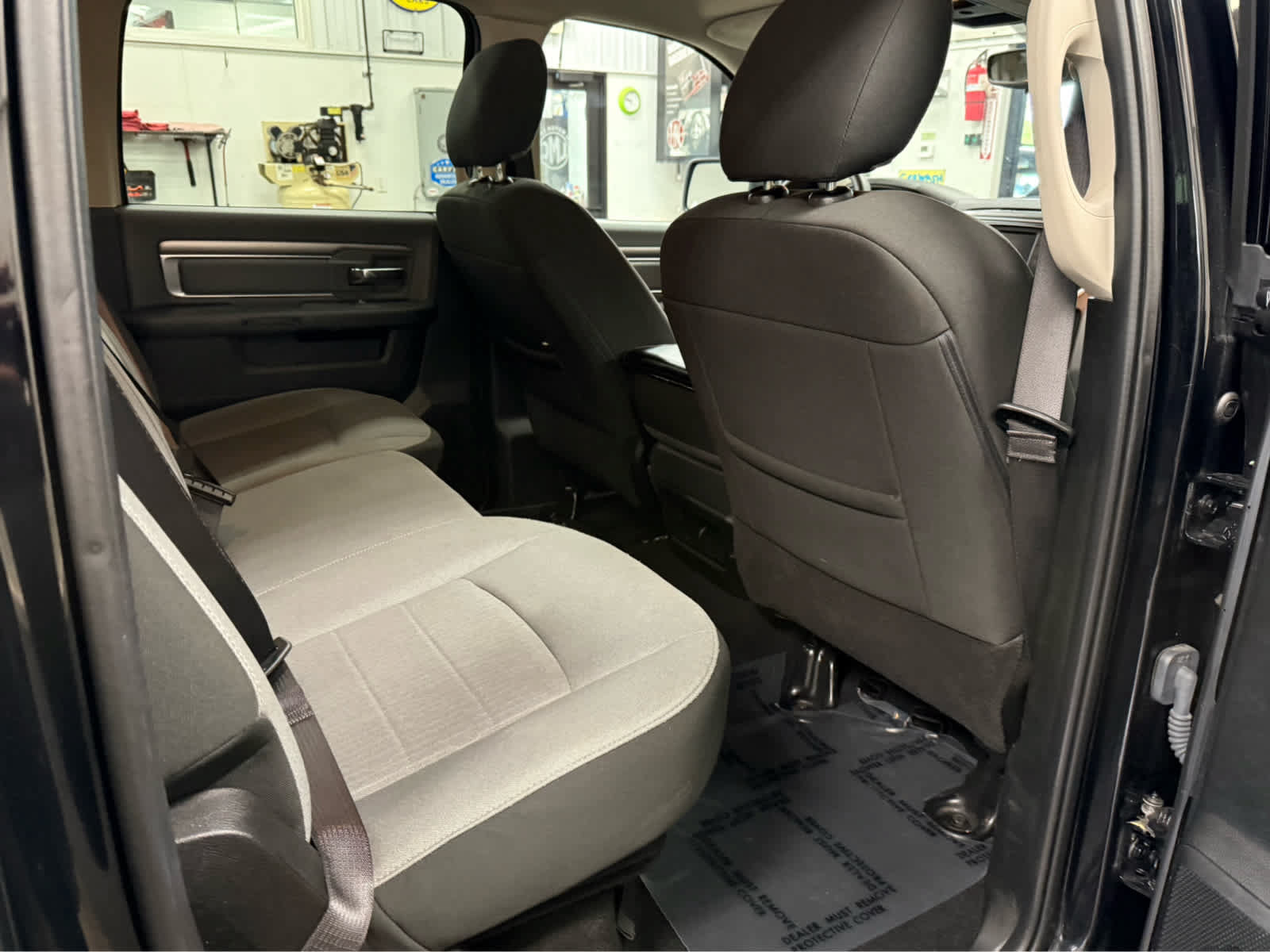 Used 2023 RAM 1500 Classic SLT AWD/4WD image 24