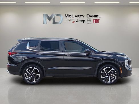 Used 2024 Mitsubishi Outlander SE AWD/4WD image 6