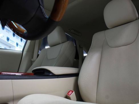 Used 2011 Lexus RX 350 2WD w/ Premium Pkg image 8