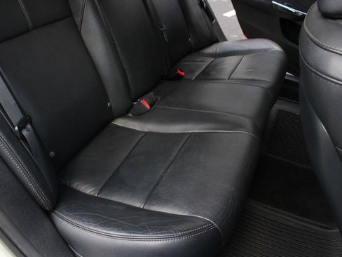 Used 2013 Toyota Avalon XLE Touring FWD image 30