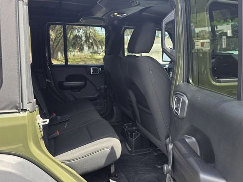 Used 2021 Jeep Wrangler Unlimited Sport AWD/4WD image 33