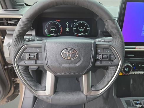 New 2026 Toyota Tacoma TRD Off-Road w/ TRD Off Road Premium Package AWD/4WD image 20