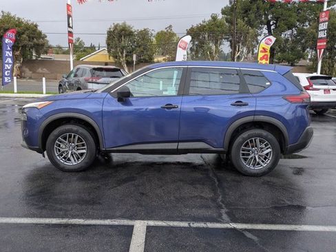 Used 2023 Nissan Rogue S image 12