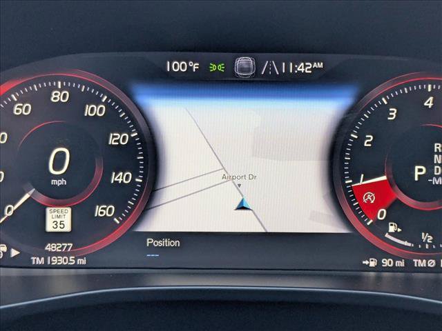 Used 2020 Volvo XC40 T5 Momentum w/ Protection Package Premier AWD/4WD image 10
