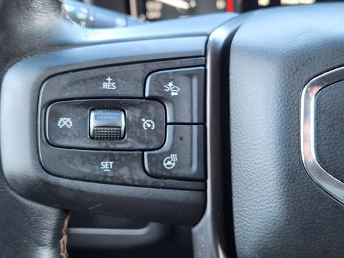 Used 2021 GMC Yukon AT4 w/ AT4 Premium Package image 29