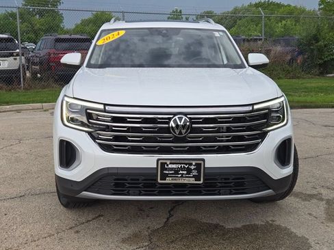 Used 2024 Volkswagen Atlas SEL AWD/4WD image 4