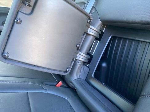 Used 2022 Chevrolet Silverado 3500 LTZ image 29