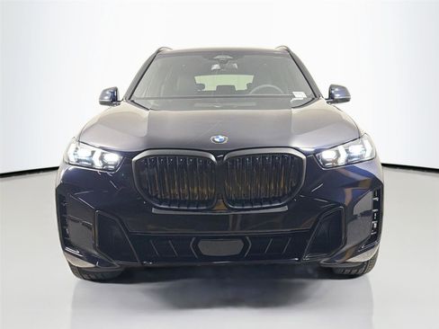 New 2026 BMW X5 xDrive40i w/ M Sport Package AWD/4WD image 2