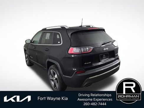 Used 2020 Jeep Cherokee Limited w/ Luxury Group AWD/4WD image 10