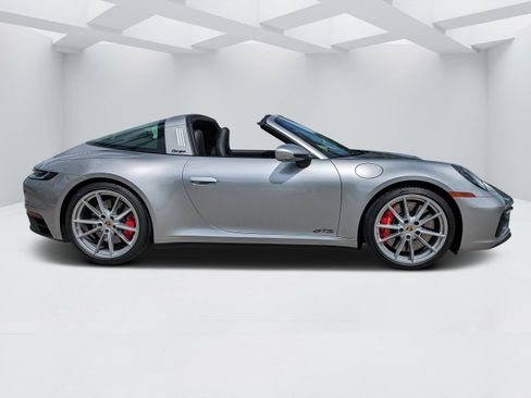 Used 2022 Porsche 911 Targa 4 GTS AWD/4WD image 2
