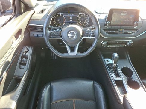 Used 2019 Nissan Altima 2.5 SR image 12