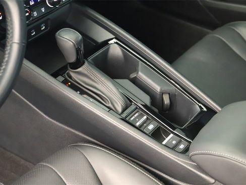 Used 2023 Honda Accord Sport image 17