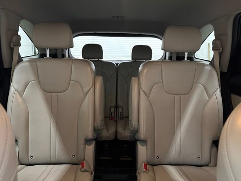 Used 2024 Kia Sorento EX AWD/4WD image 30