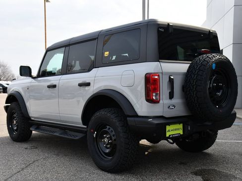 New 2026 Ford Bronco Big Bend w/ Black Diamond Package AWD/4WD image 4