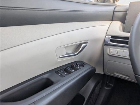New 2026 Hyundai Tucson SEL image 10
