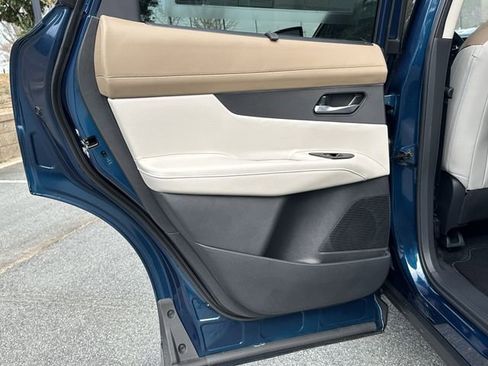 New 2026 Nissan Murano Platinum w/ Cargo Package AWD/4WD image 17