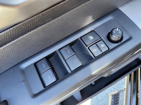 New 2025 Toyota Tundra SR5 image 31