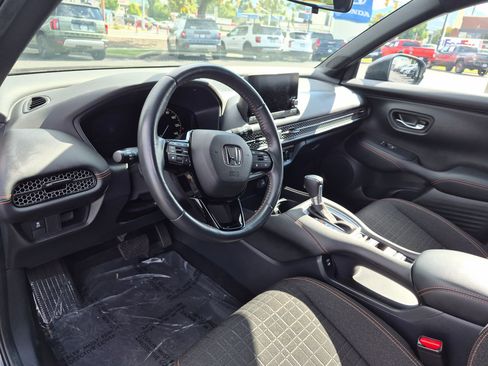 Used 2024 Honda HR-V Sport image 16