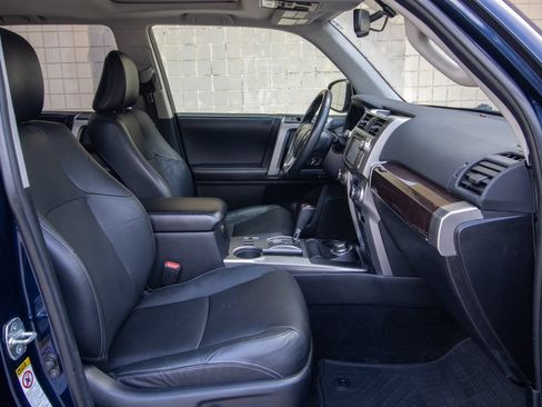 Used 2016 Toyota 4Runner Limited AWD/4WD image 24