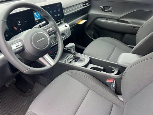 New 2026 Hyundai Kona SEL Sport FWD image 9
