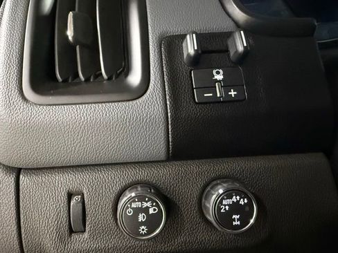 Used 2017 Chevrolet Colorado Z71 image 14