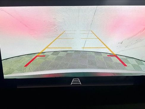 Used 2025 Buick Envista Sport Touring image 21