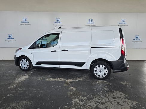 Used 2023 Ford Transit Connect XL image 4