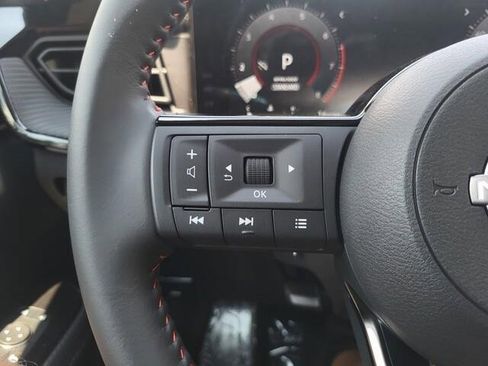 New 2025 Nissan Kicks SR w/ Illumination Package image 8