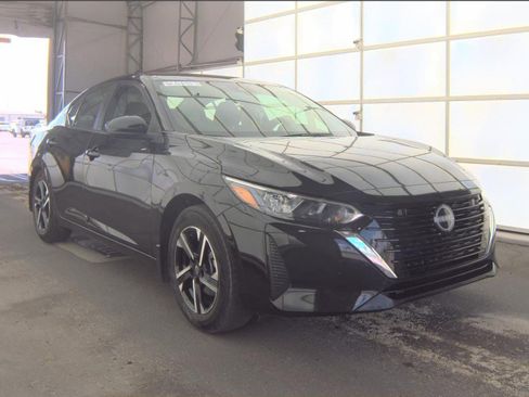 Used 2024 Nissan Sentra SV FWD image 2
