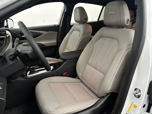 New 2026 Buick Envista Avenir image 18