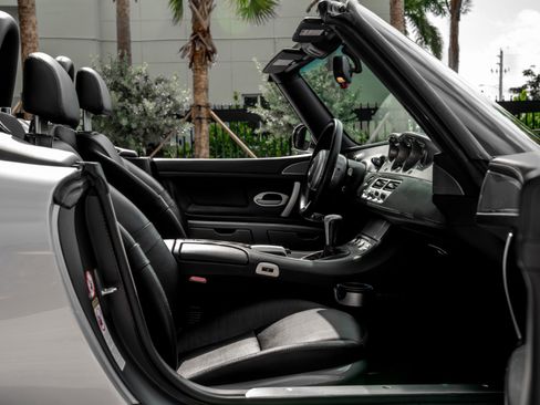 Used 2002 BMW Z8 RWD image 40