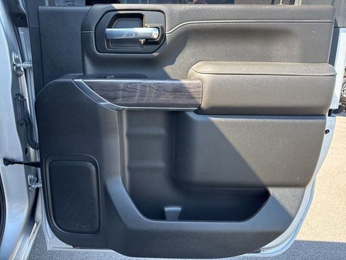 Used 2022 Chevrolet Silverado 3500 LTZ w/ LTZ Texas Edition image 15