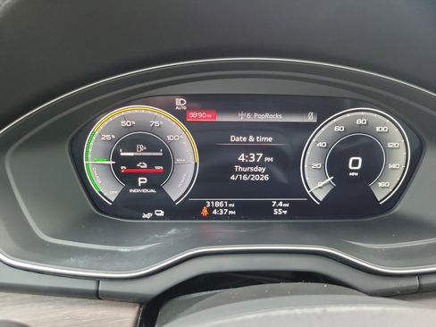 Used 2024 Audi Q5 e Premium Plus w/ Premium Plus Package AWD/4WD image 21