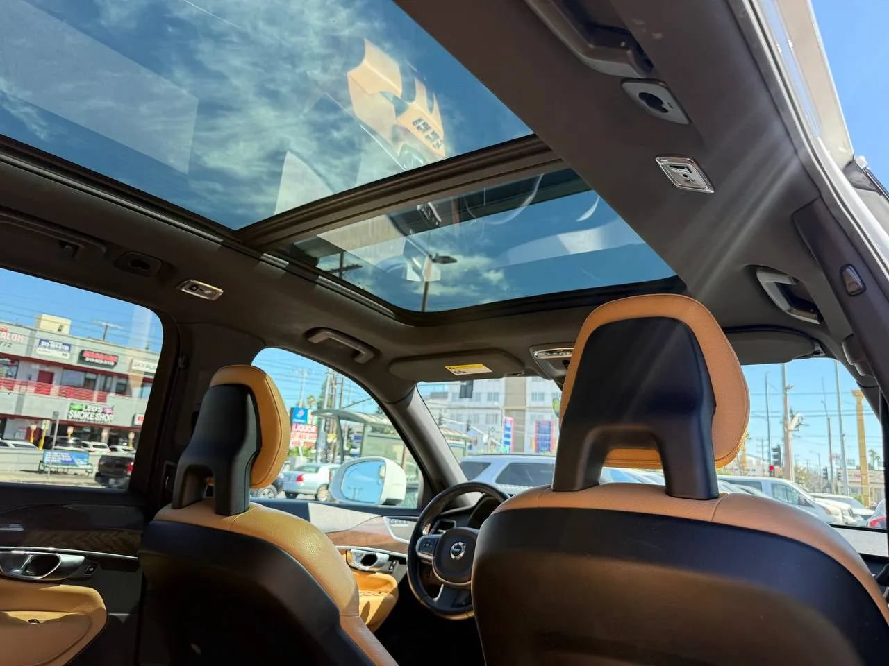 Used 2017 Volvo XC90 T6 Momentum w/ Vision Package AWD/4WD image 53