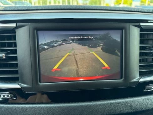 Used 2023 Chrysler Voyager LX FWD image 35