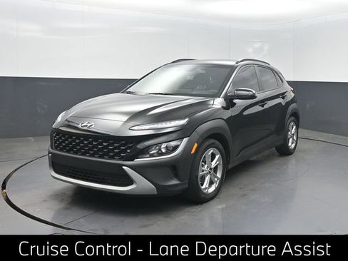 Used 2022 Hyundai Kona SEL w/ Cargo Package FWD image 1