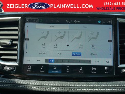 Used 2024 Chrysler Pacifica Limited FWD image 25
