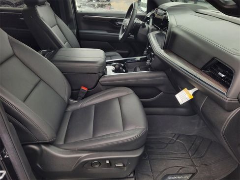 Certified 2025 Chevrolet Tahoe Z71 w/ Z71 Off-Road Package image 12