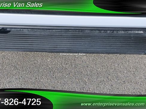 Used 2022 Ford Transit 350 XLT RWD image 11