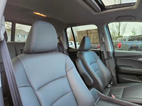 Used 2023 Honda Ridgeline RTL image 13