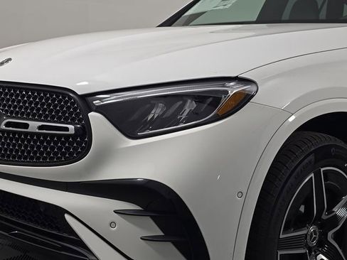 Used 2026 Mercedes-Benz GLC 300 4MATIC image 12