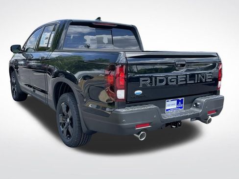 New 2026 Honda Ridgeline Black Edition image 4